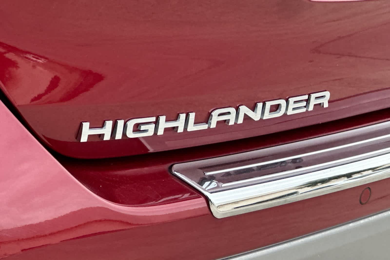 Thumbnail: 2022 Toyota Highlander - 36