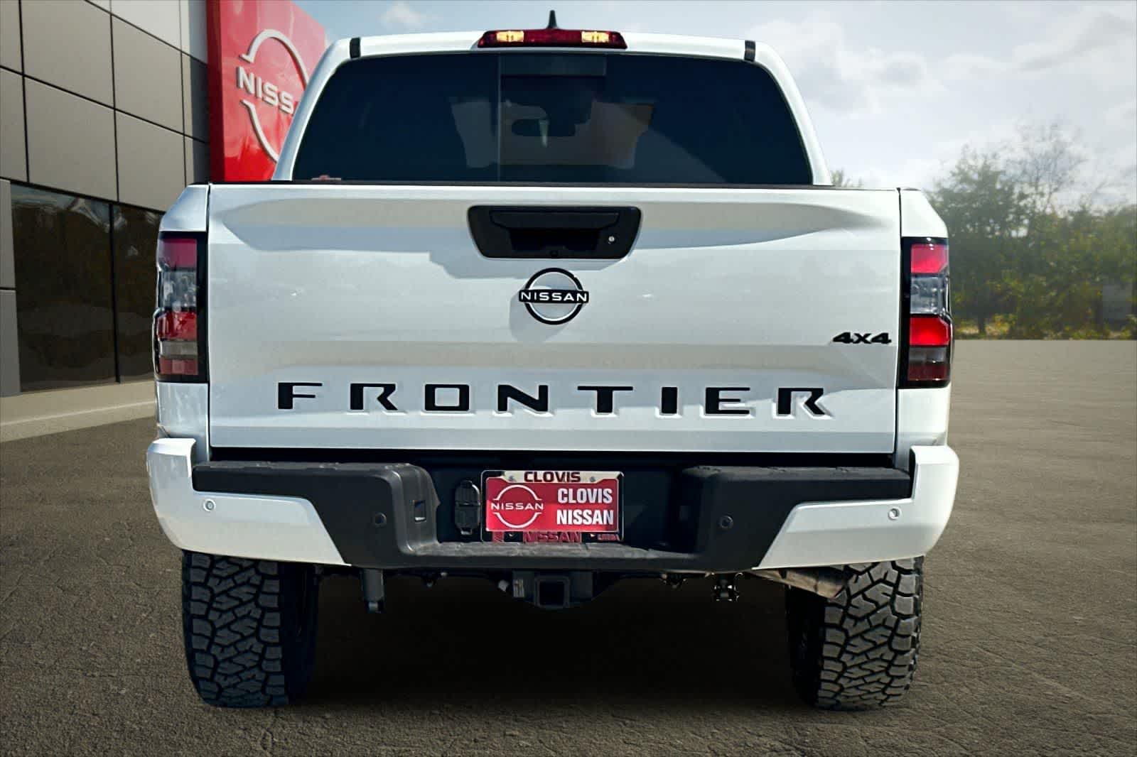 Thumbnail: 2026 Nissan Frontier - 8