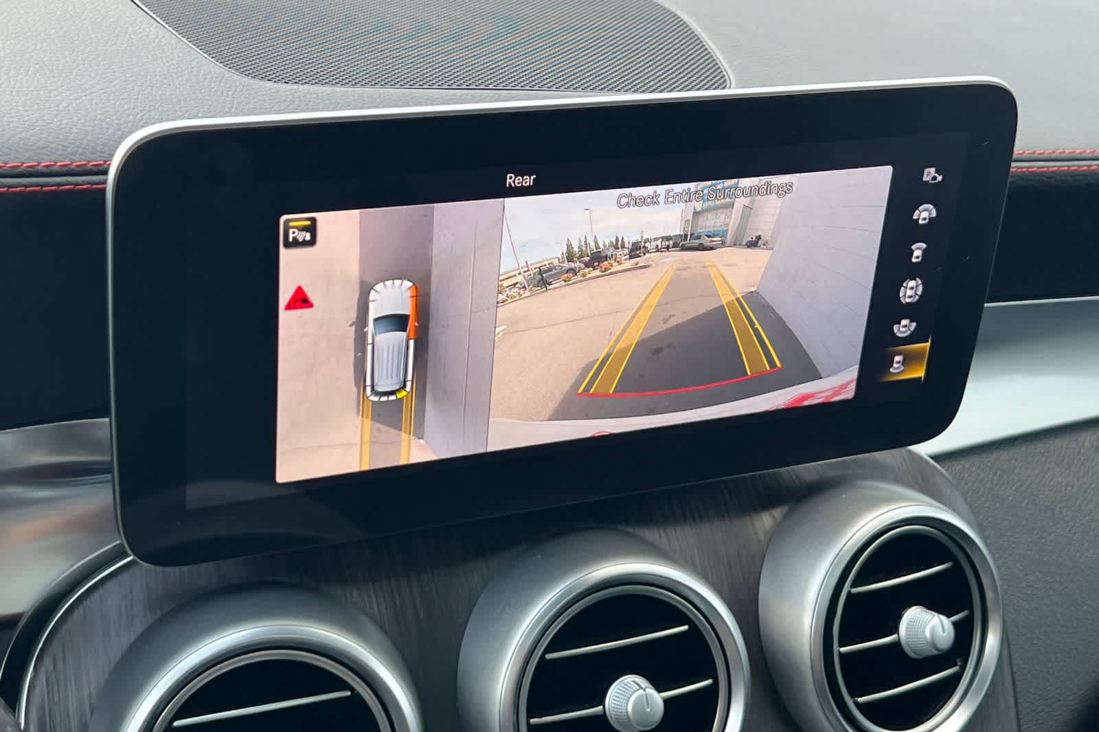 Thumbnail: 2022 Mercedes-Benz GLC - 24