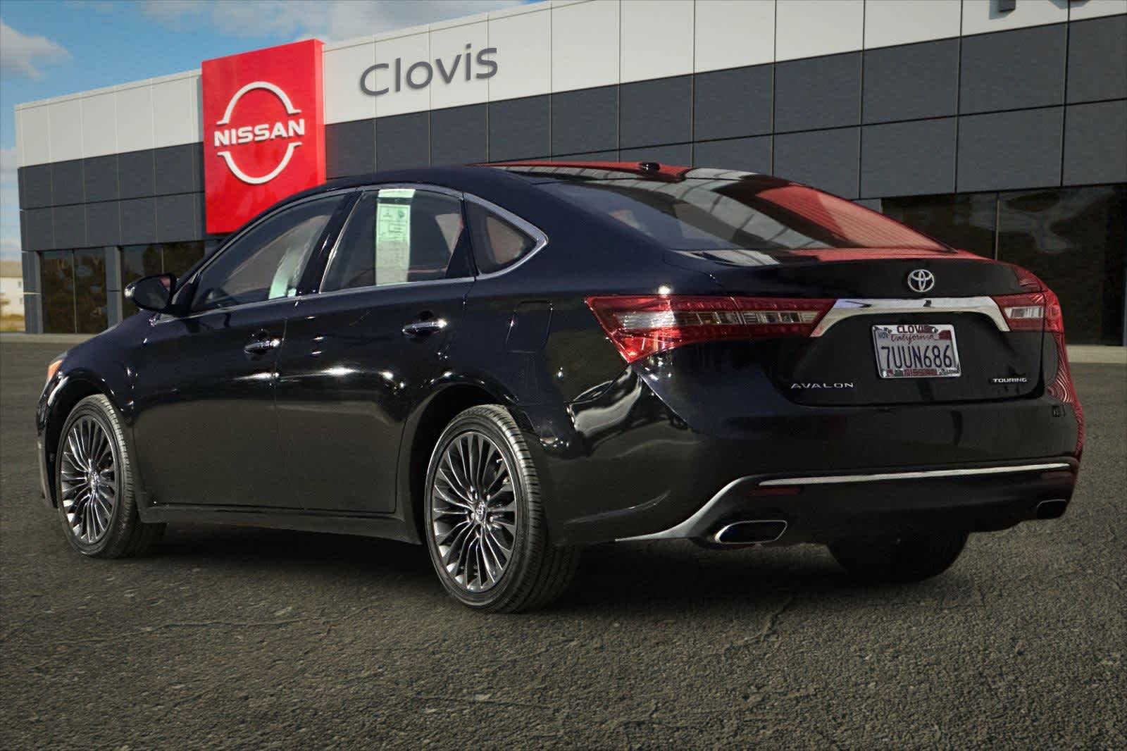 Thumbnail: 2016 Toyota Avalon - 7
