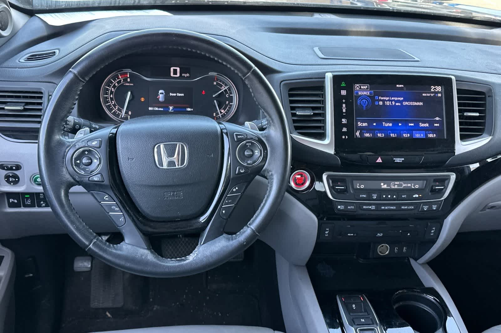 Thumbnail: 2016 Honda Pilot - 17