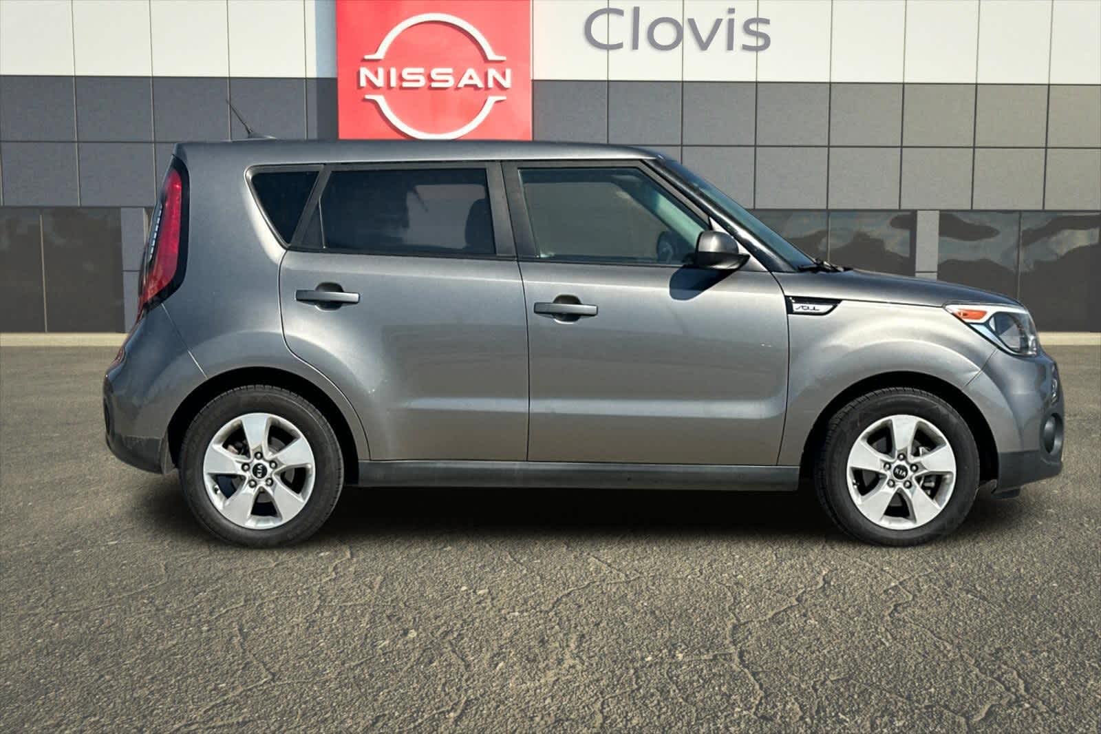 Thumbnail: 2017 Kia Soul - 9