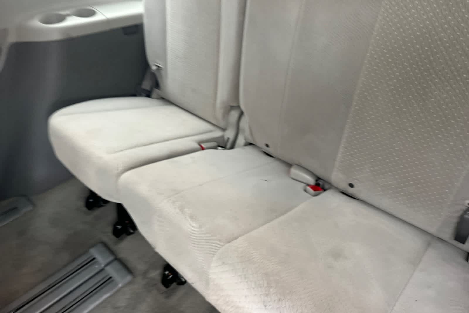 Thumbnail: 2014 Toyota Sienna - 18