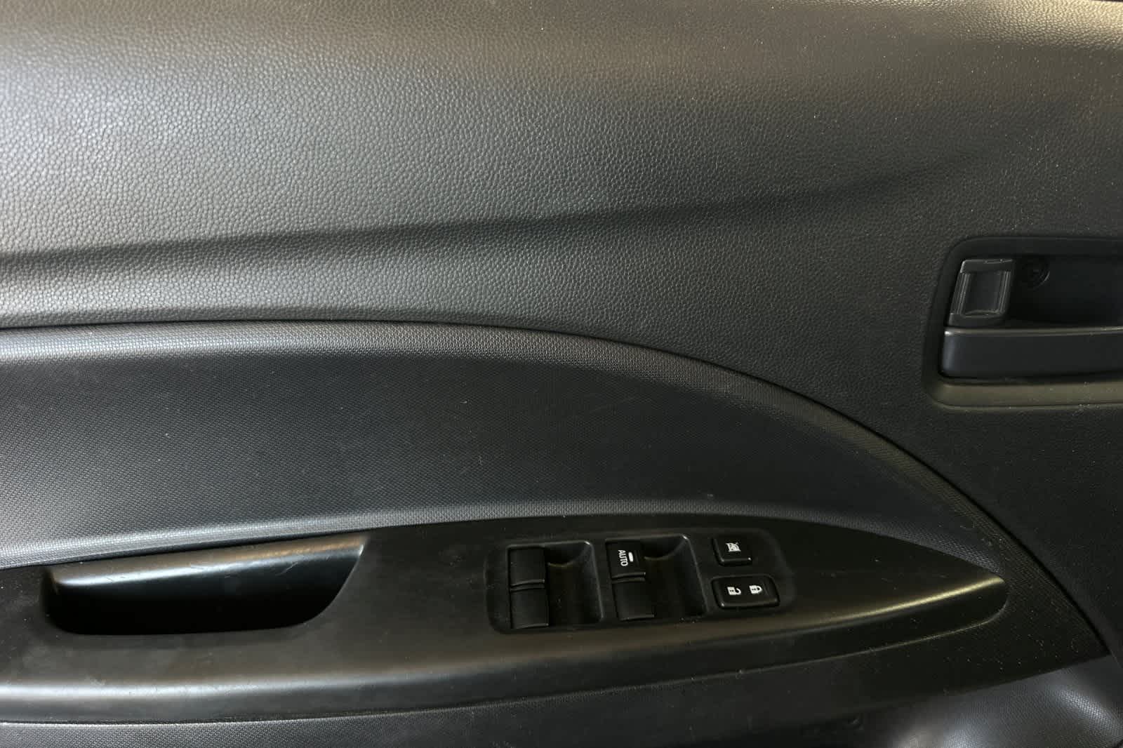 Thumbnail: 2021 Mitsubishi Mirage - 15