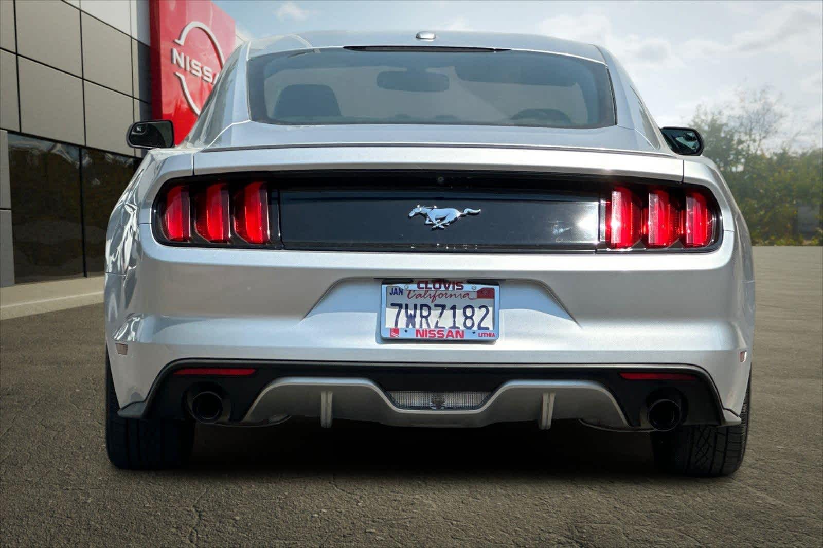 Thumbnail: 2017 Ford Mustang - 8