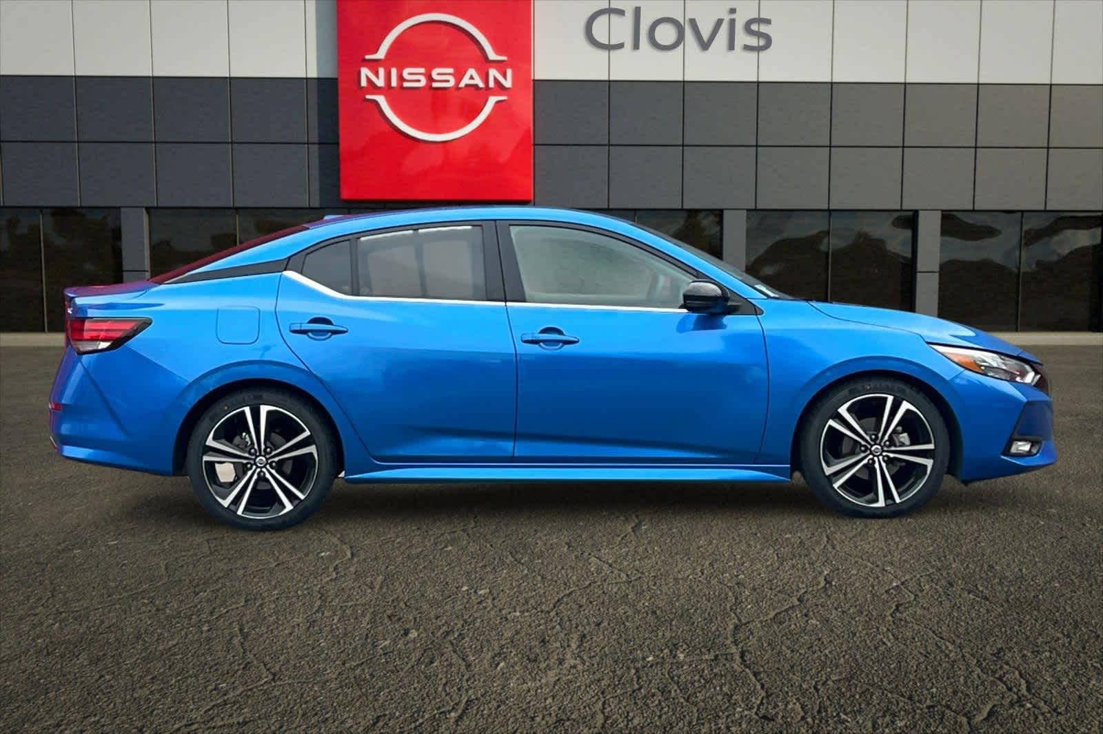 Thumbnail: 2023 Nissan Sentra - 9