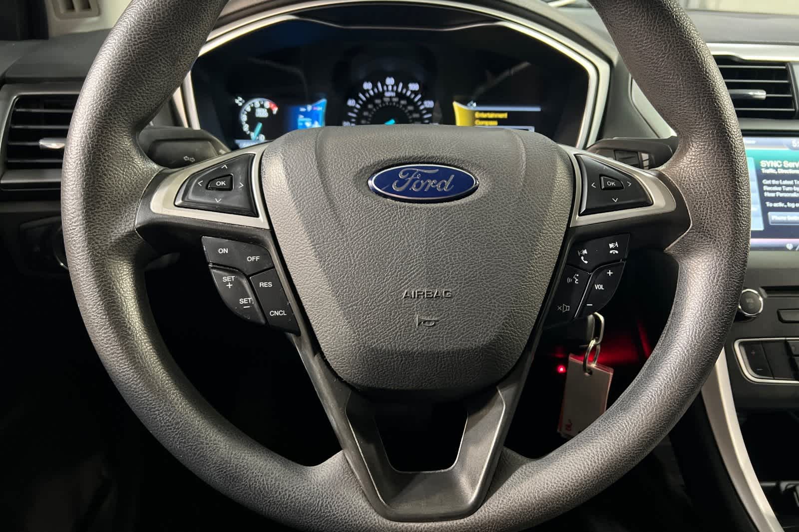 Thumbnail: 2016 Ford Fusion - 25