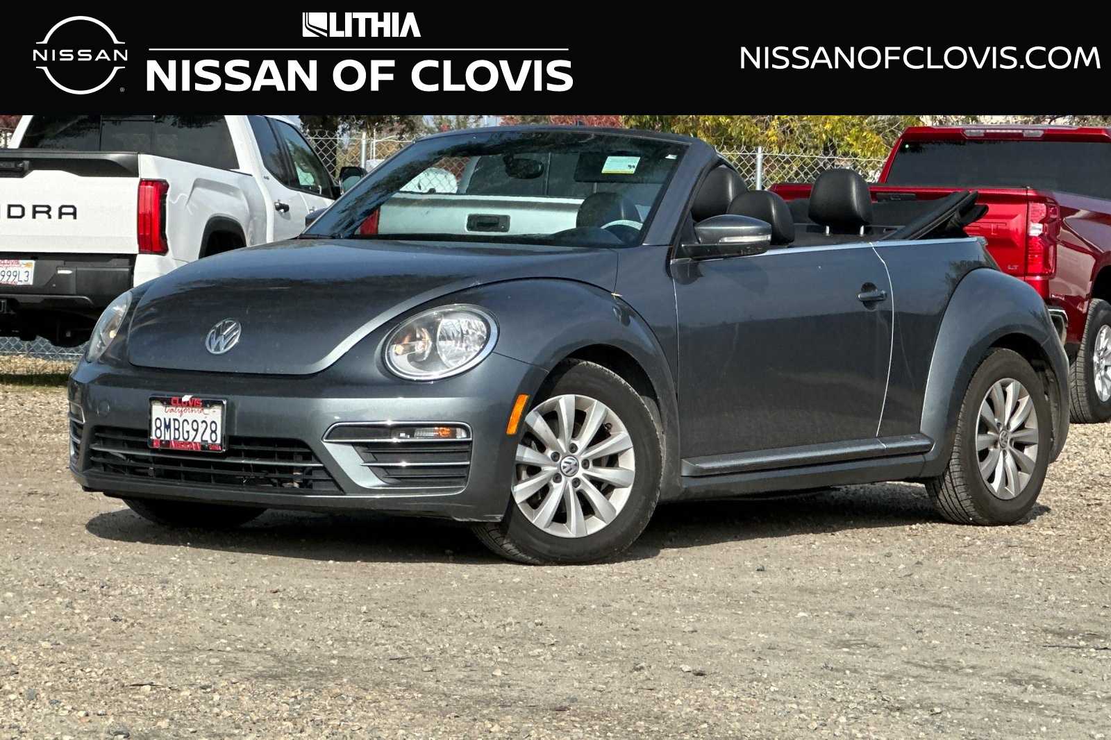 2018 Volkswagen Beetle S -
                  Clovis, CA