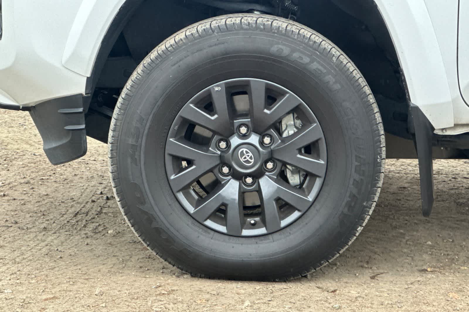 Thumbnail: 2023 Toyota Tacoma - 27