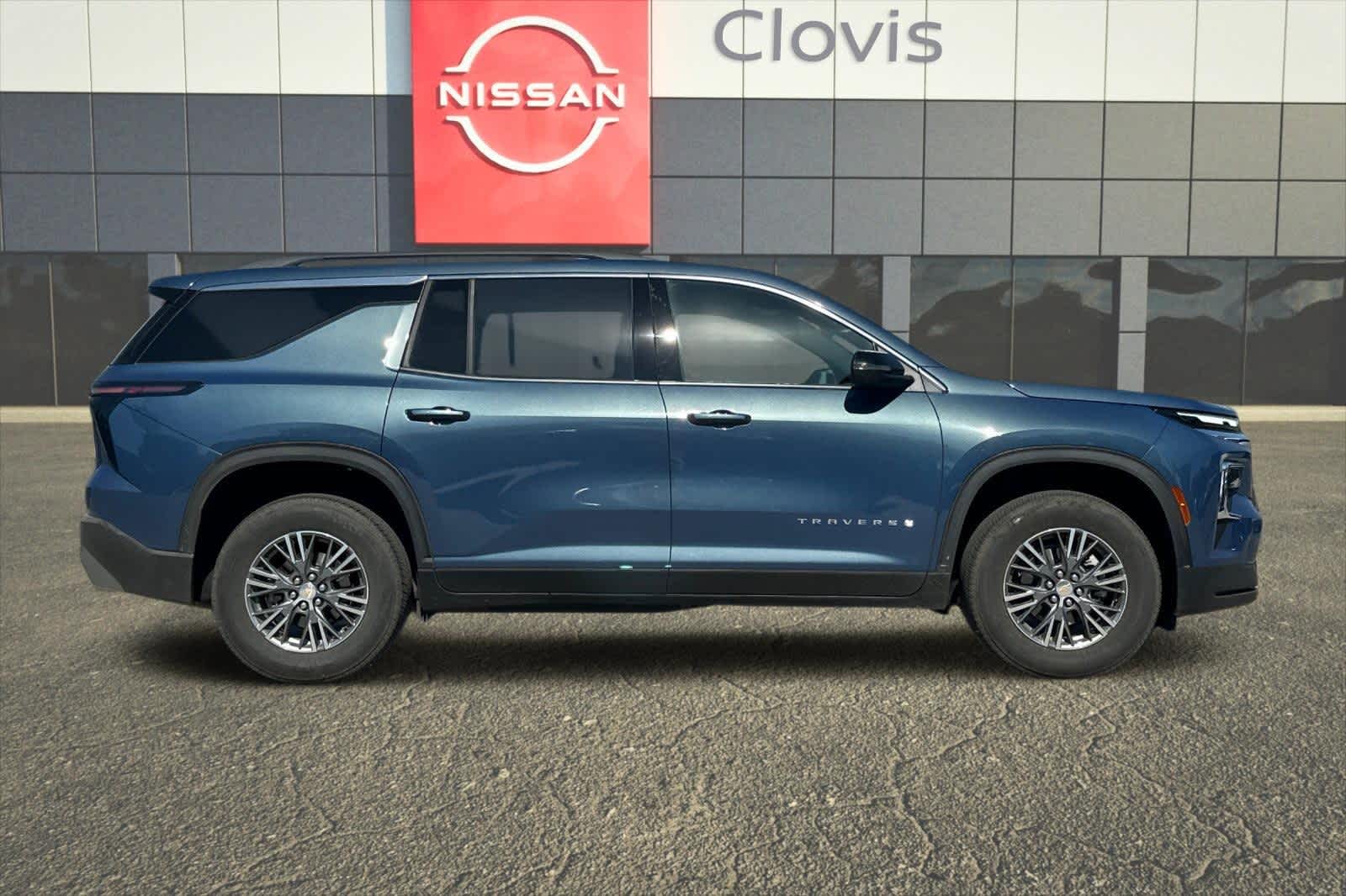 Thumbnail: 2025 Chevrolet Traverse - 9
