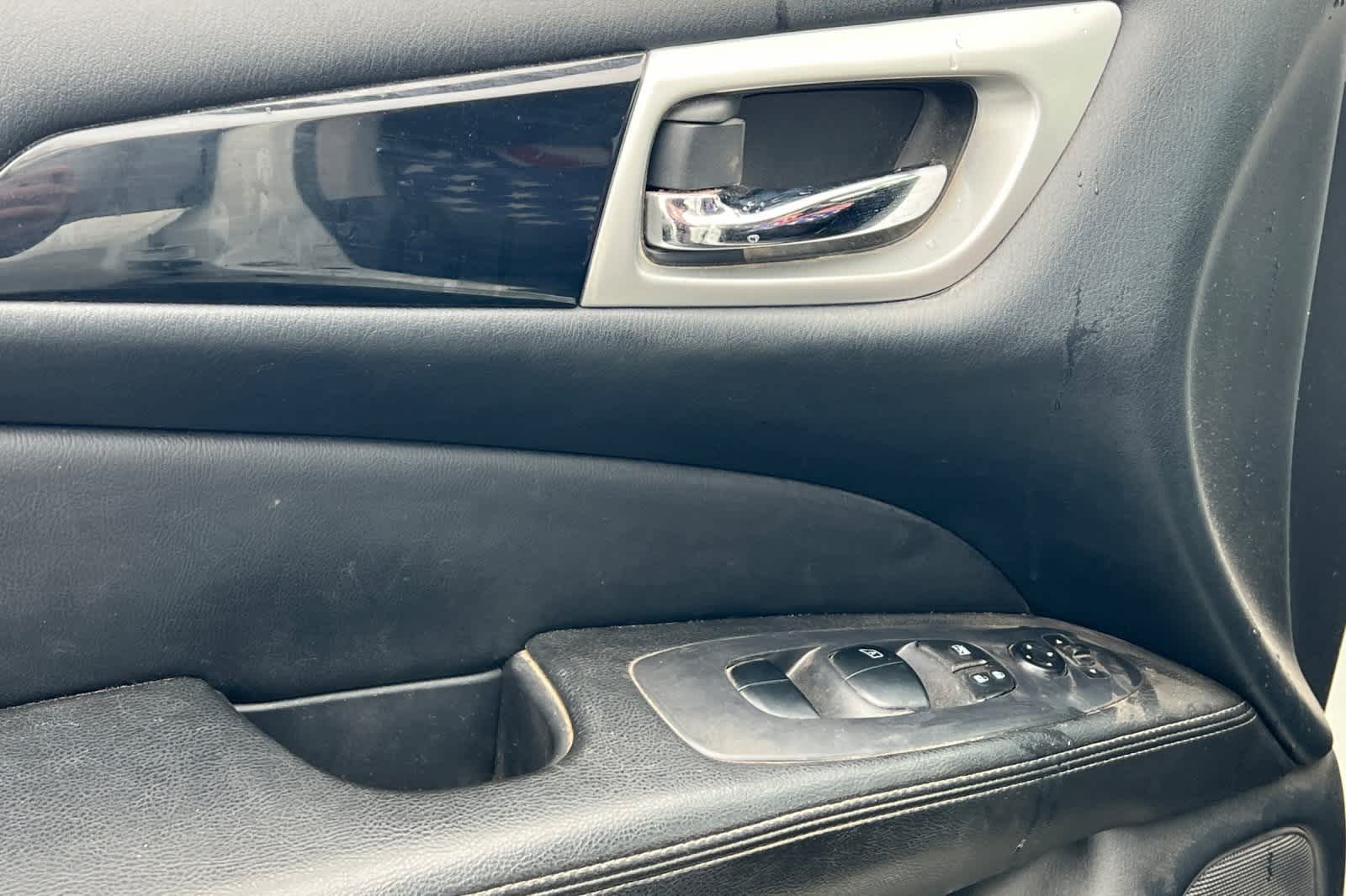 Thumbnail: 2019 Nissan Pathfinder - 13