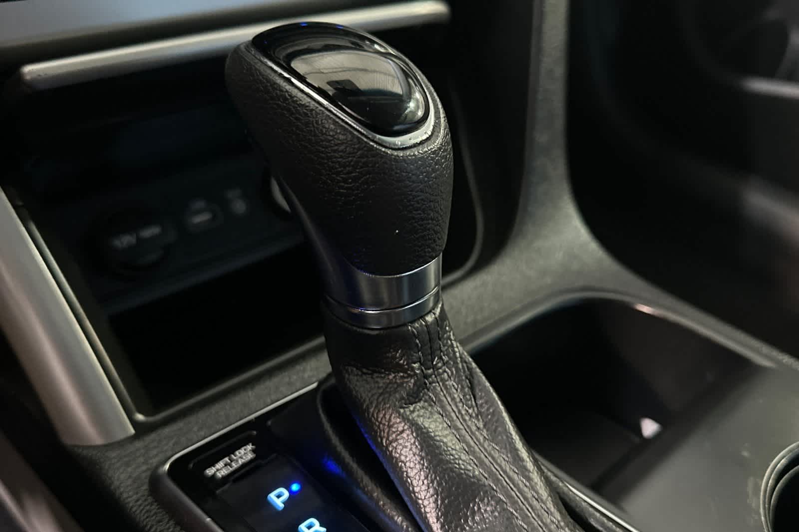 Thumbnail: 2016 Hyundai Sonata - 23