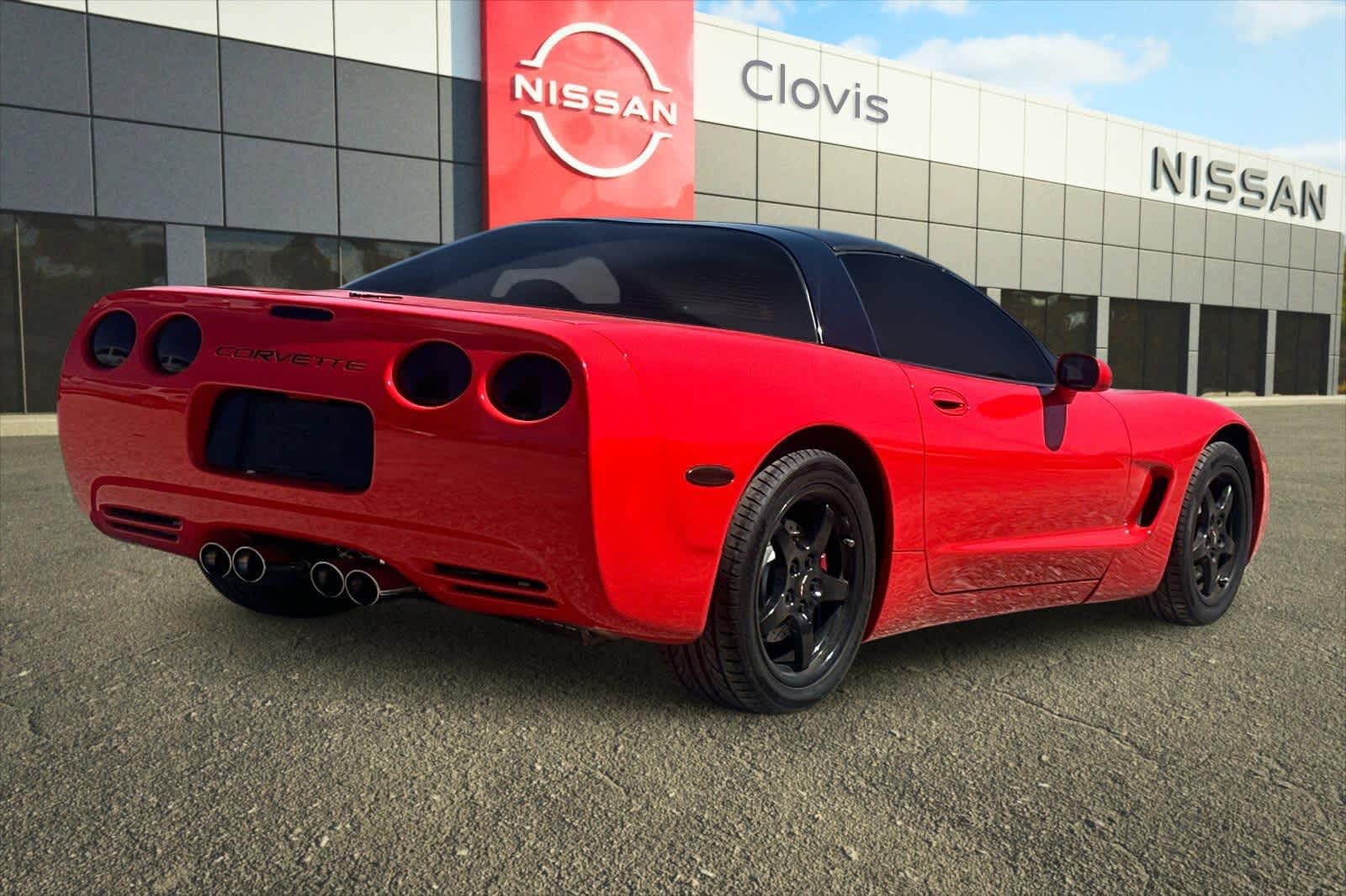 Thumbnail: 2001 Chevrolet Corvette - 3