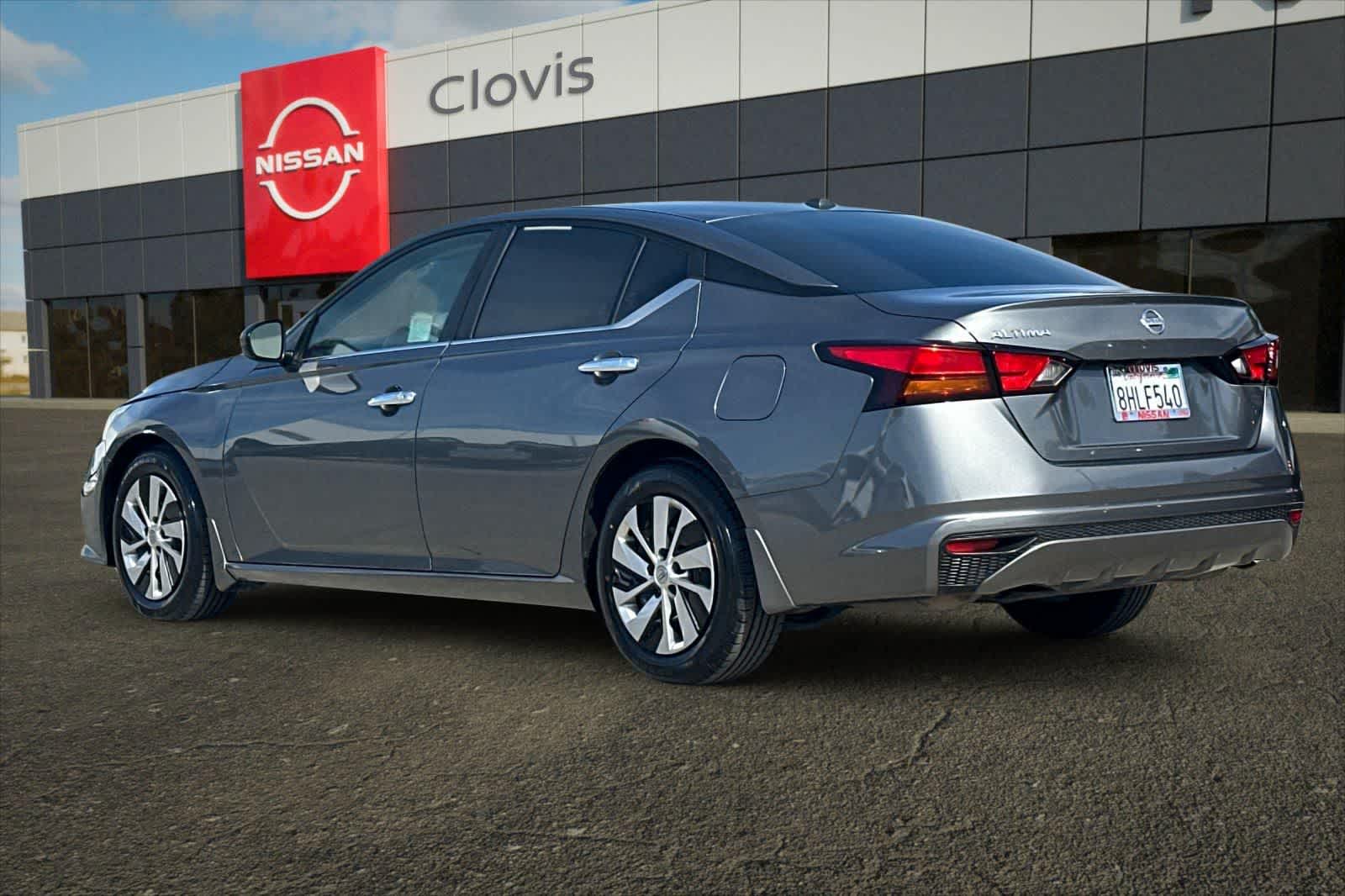 Thumbnail: 2019 Nissan Altima - 7