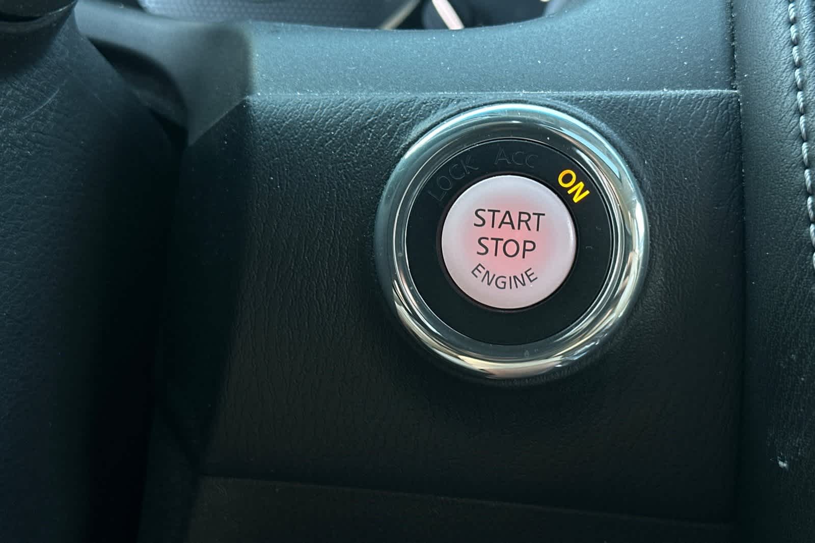 Thumbnail: 2017 Nissan Armada - 26