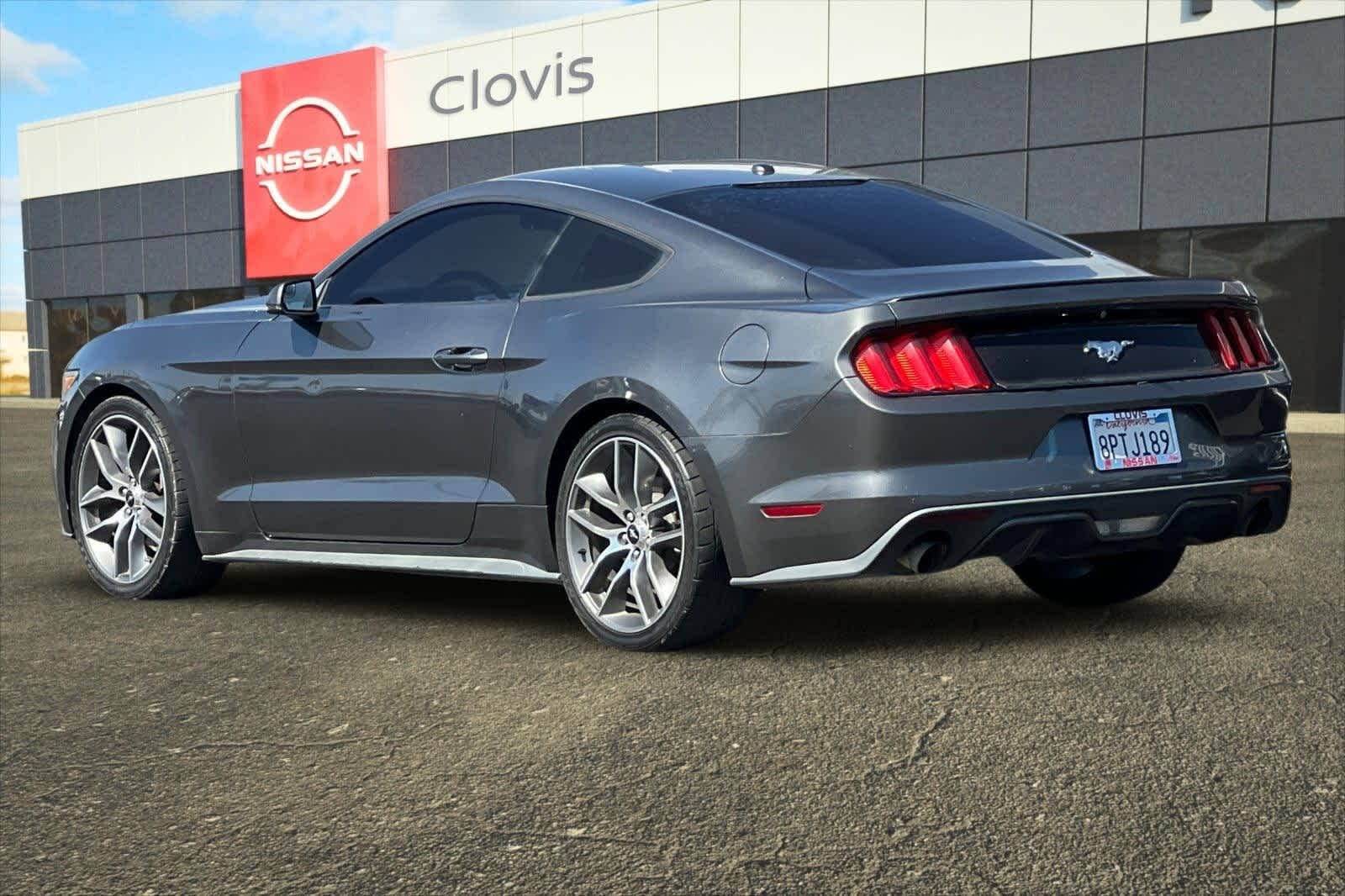 2015 Ford Mustang  12