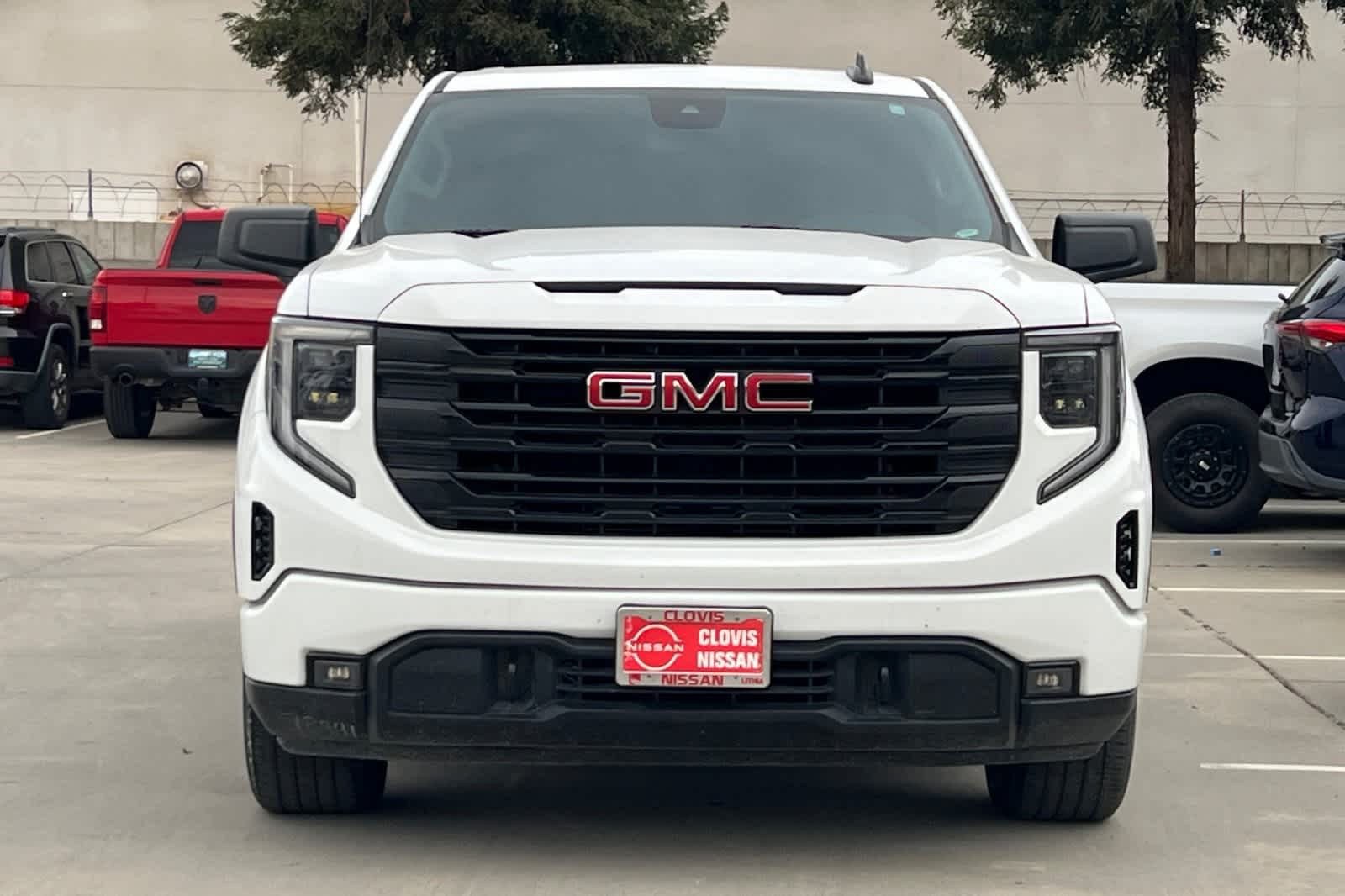 Thumbnail: 2023 GMC Sierra 1500 - 11