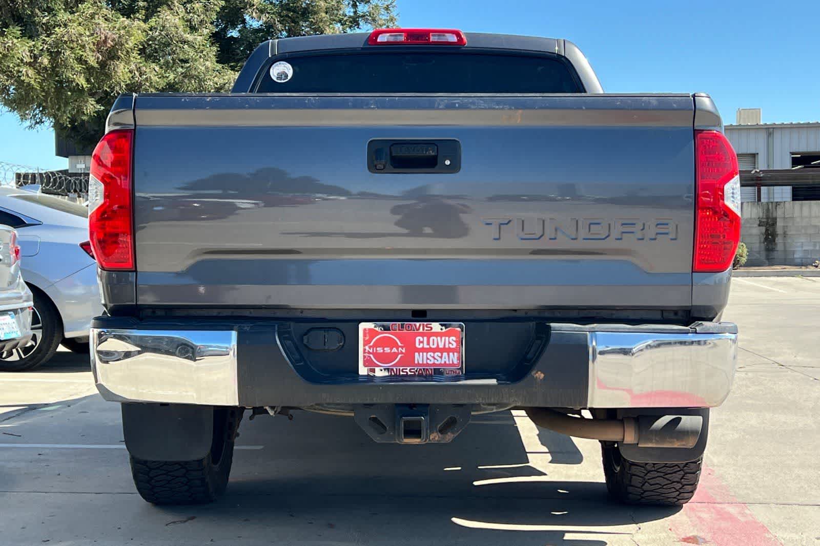 Thumbnail: 2019 Toyota Tundra - 8