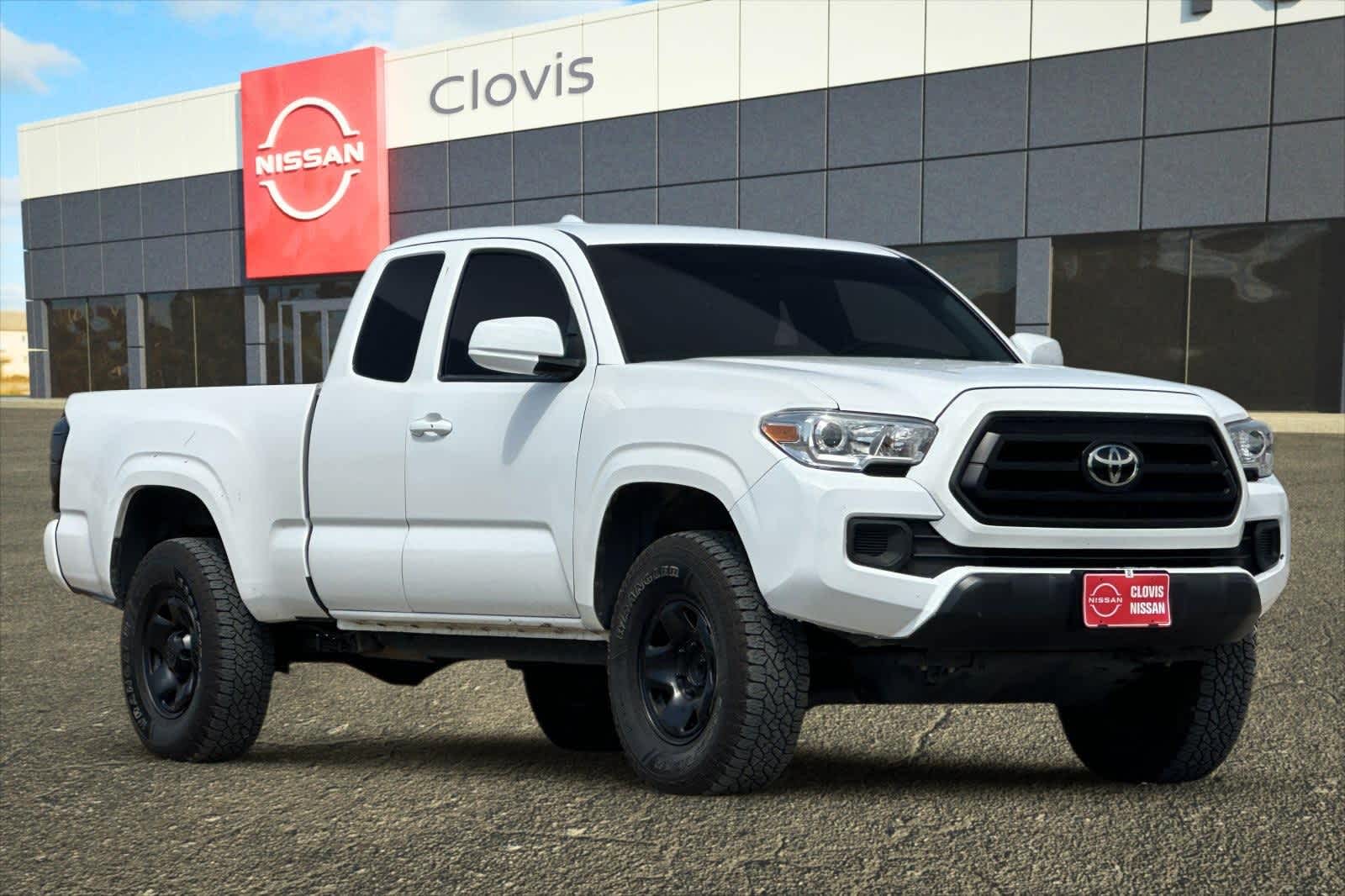 Thumbnail: 2022 Toyota Tacoma - 10