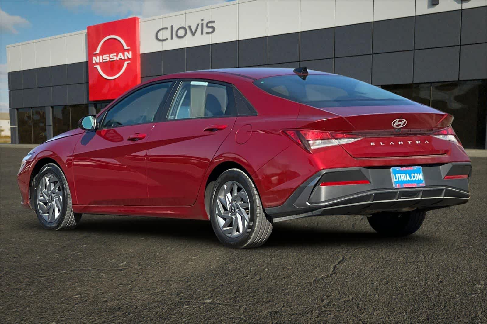 Thumbnail: 2024 Hyundai Elantra - 7