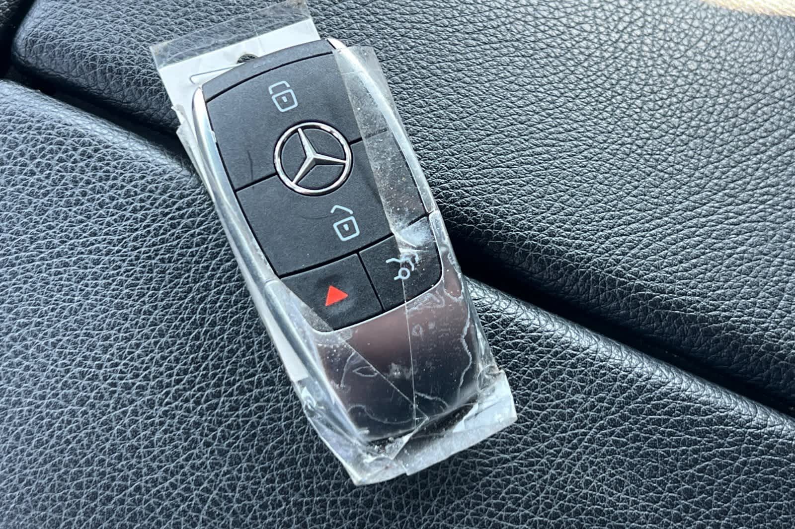 Thumbnail: 2022 Mercedes-Benz GLE - 28