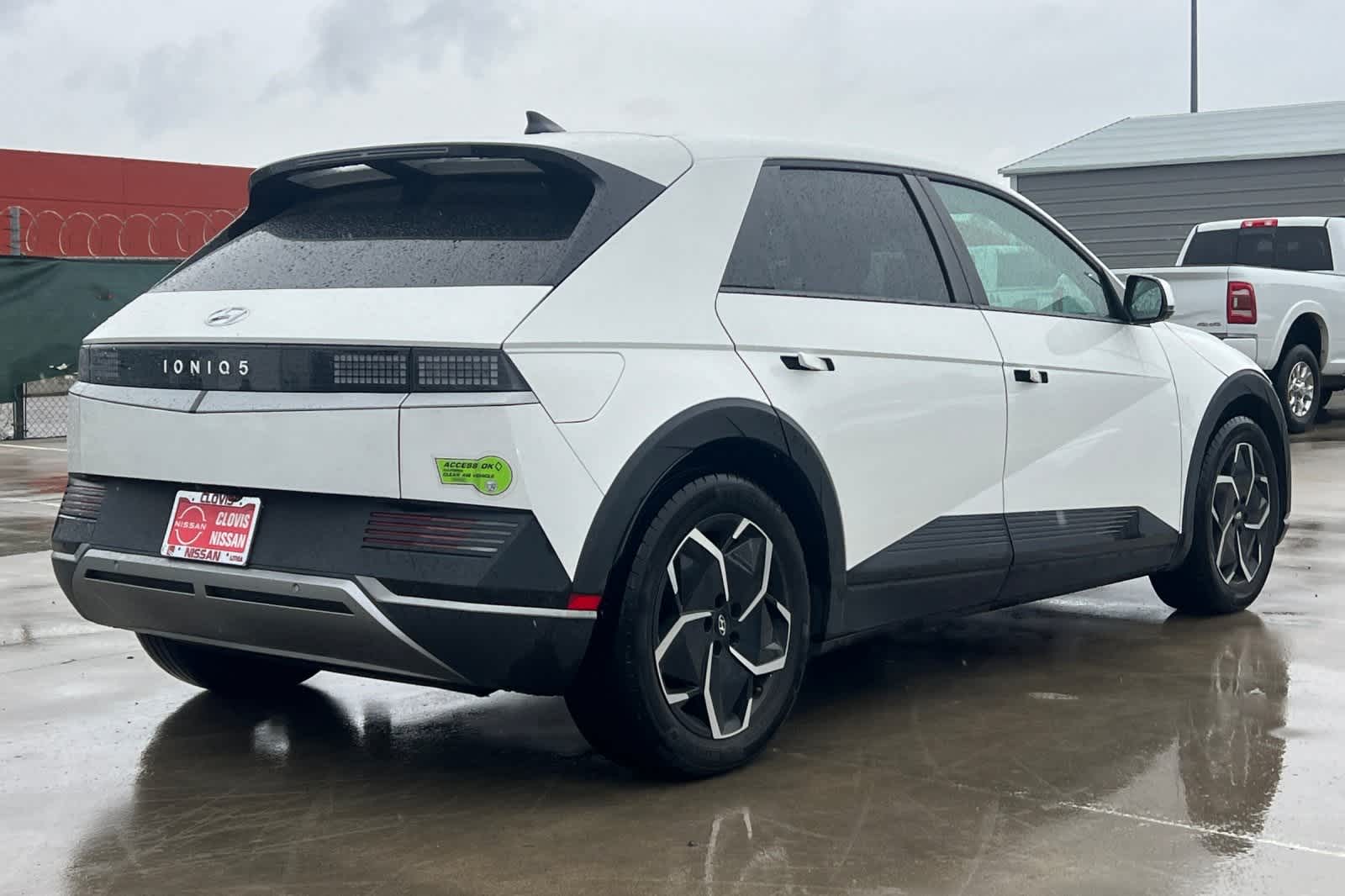 Thumbnail: 2024 Hyundai Ioniq 5 - 3