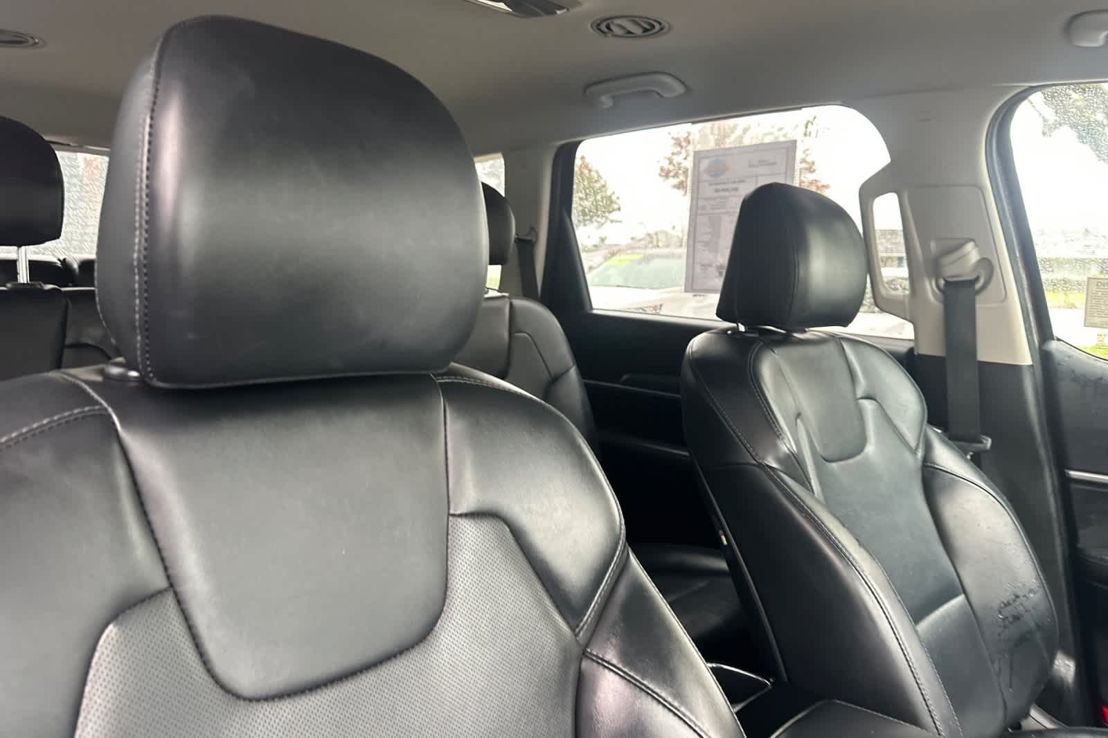 Thumbnail: 2020 Kia Telluride - 19