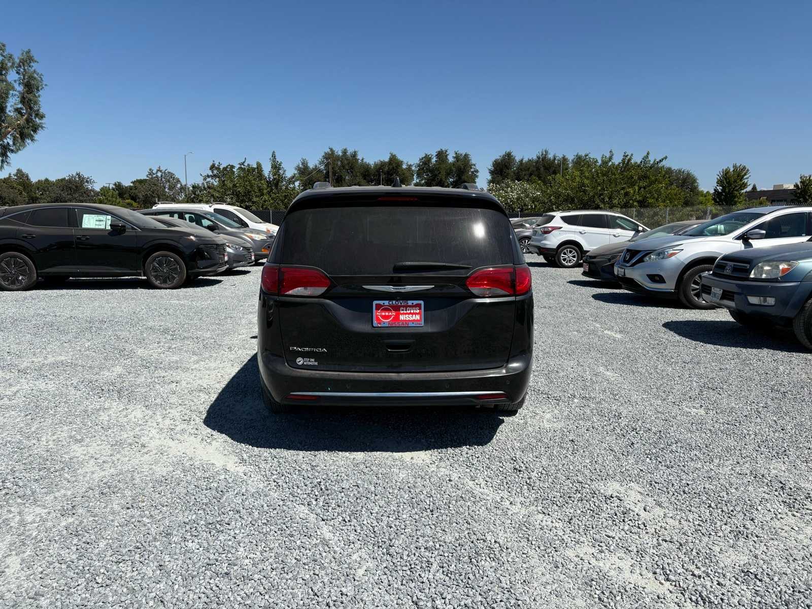 Thumbnail: 2019 Chrysler Pacifica - 7
