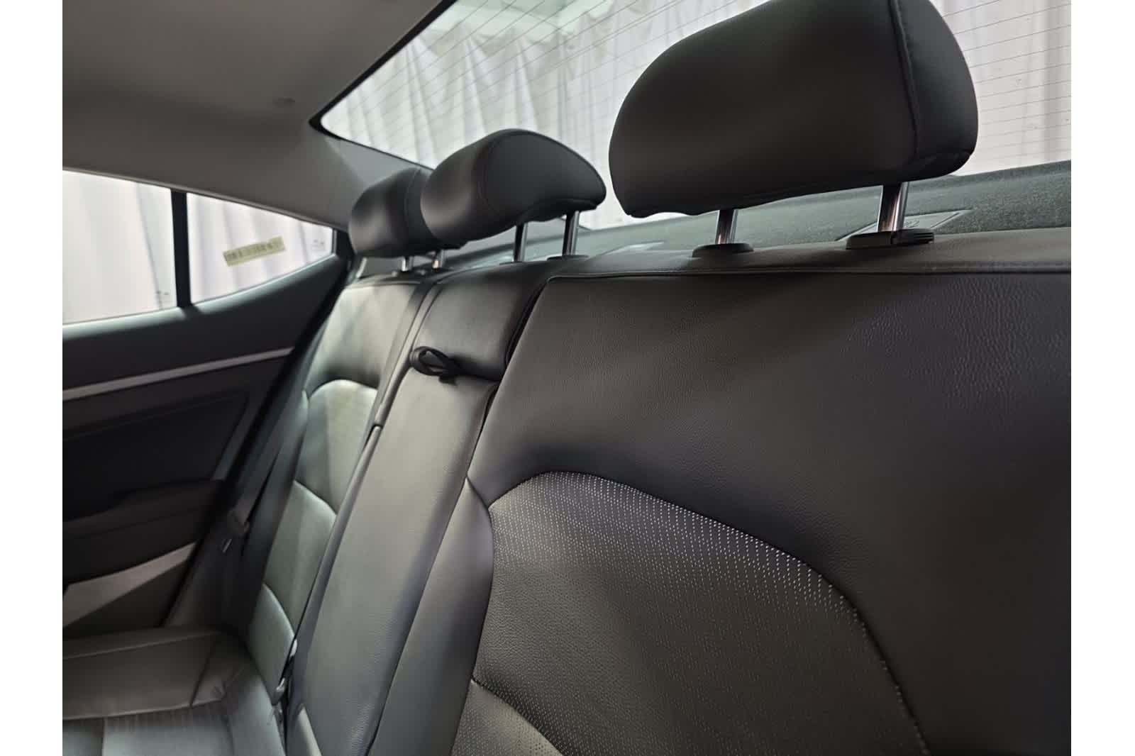 Thumbnail: 2017 Hyundai Elantra - 11