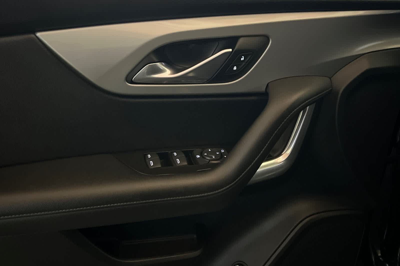 Thumbnail: 2020 Chevrolet Blazer - 13