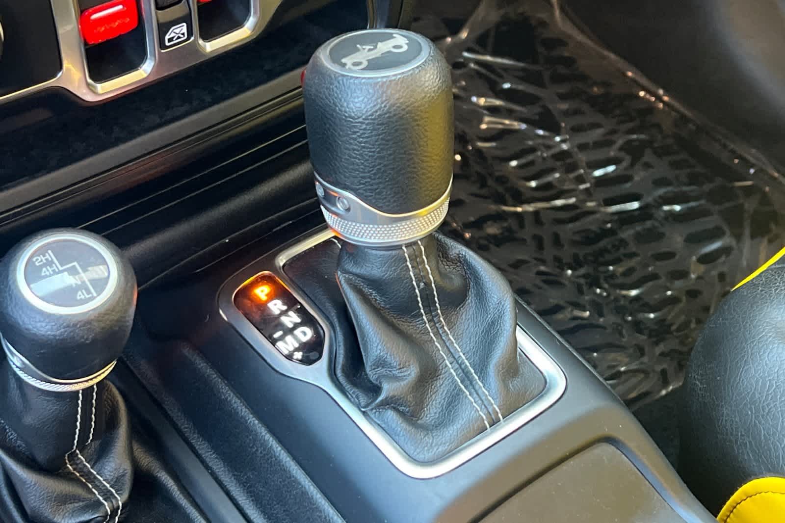 Thumbnail: 2019 Jeep Wrangler - 23