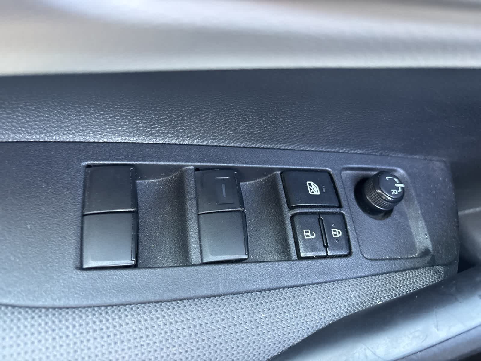 Thumbnail: 2025 Toyota Corolla - 12