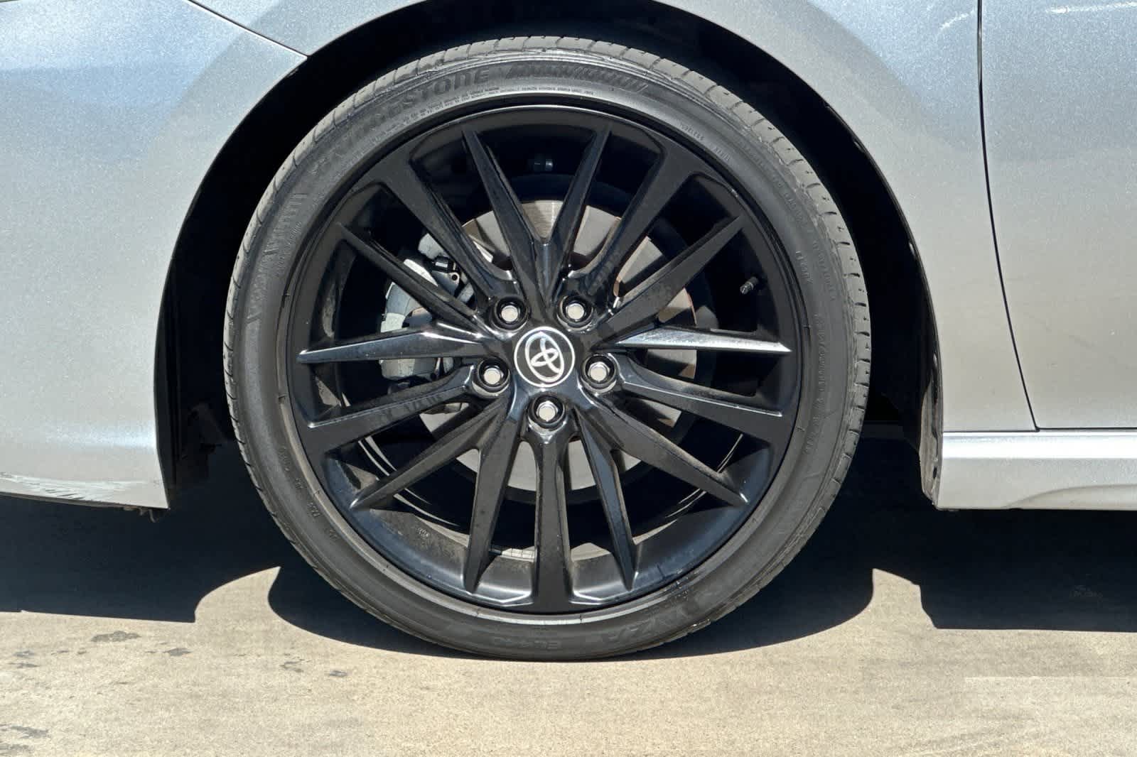 Thumbnail: 2021 Toyota Camry - 12