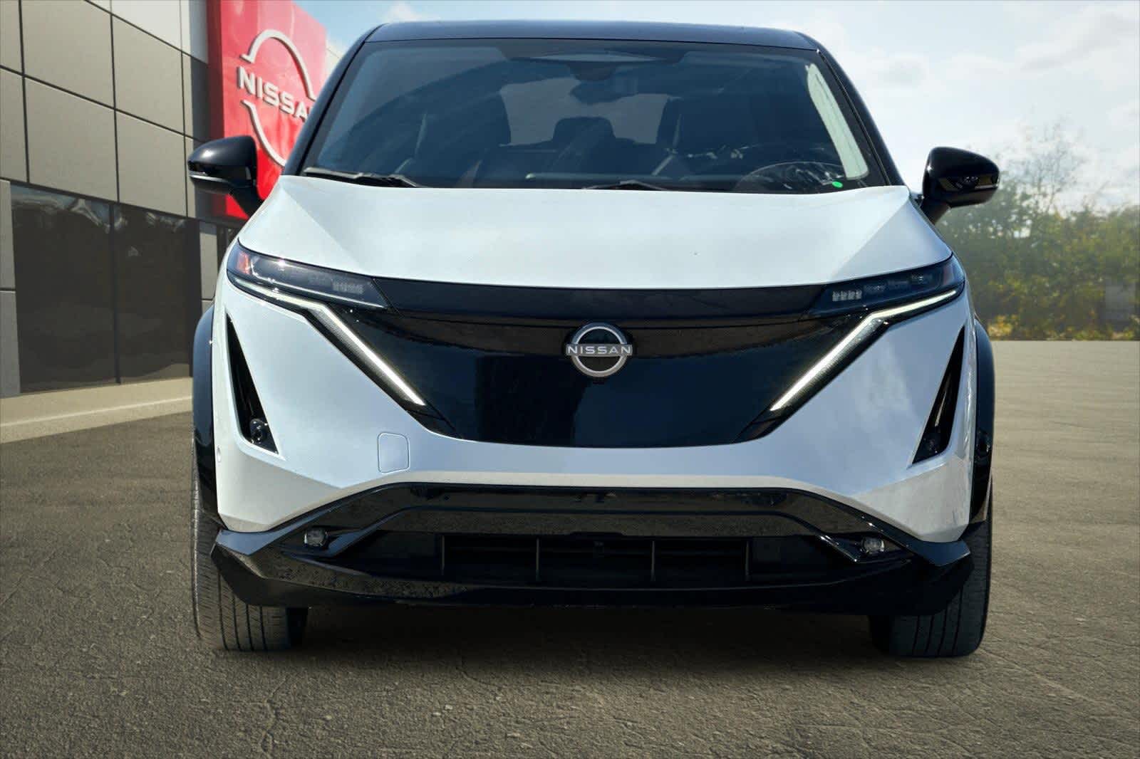Thumbnail: 2023 Nissan Ariya - 11