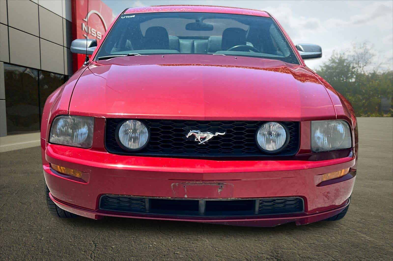2006 Ford Mustang  11