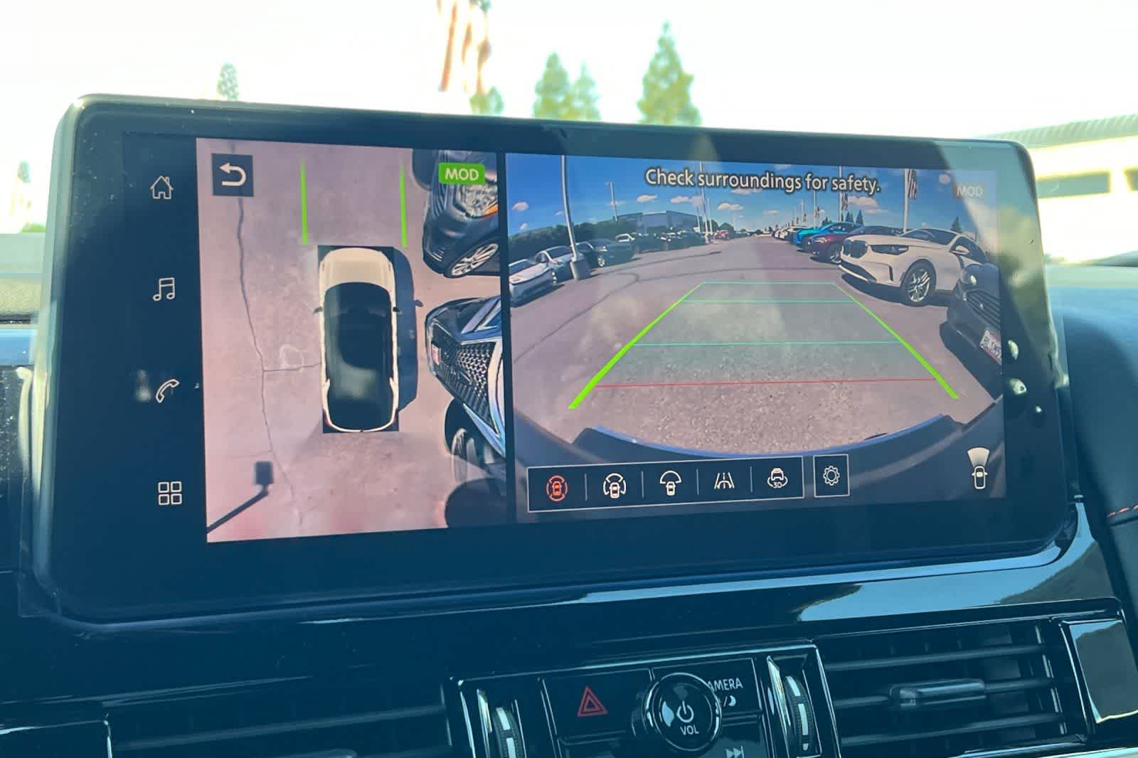 Thumbnail: 2026 Nissan Pathfinder - 24