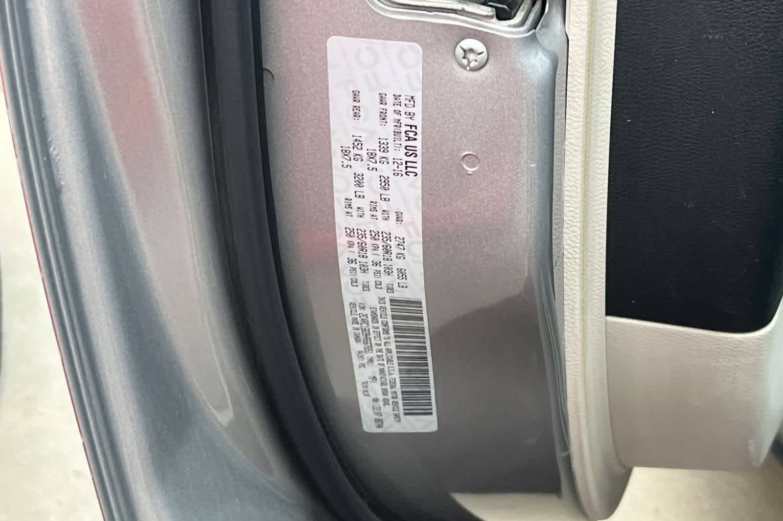 Thumbnail: 2017 Chrysler Pacifica - 33