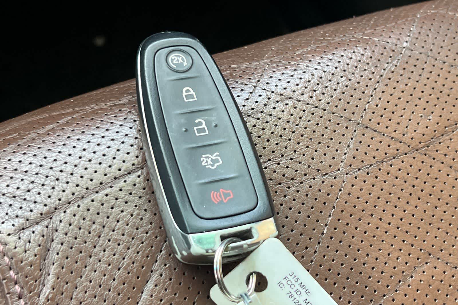 Thumbnail: 2014 Ford Explorer - 29