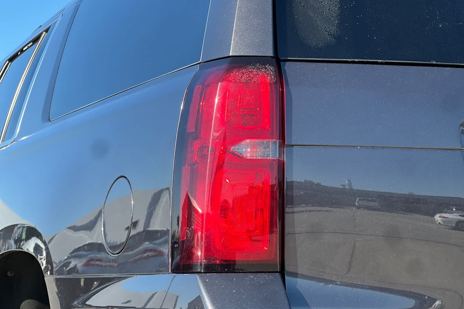 Thumbnail: 2017 Chevrolet Suburban - 37