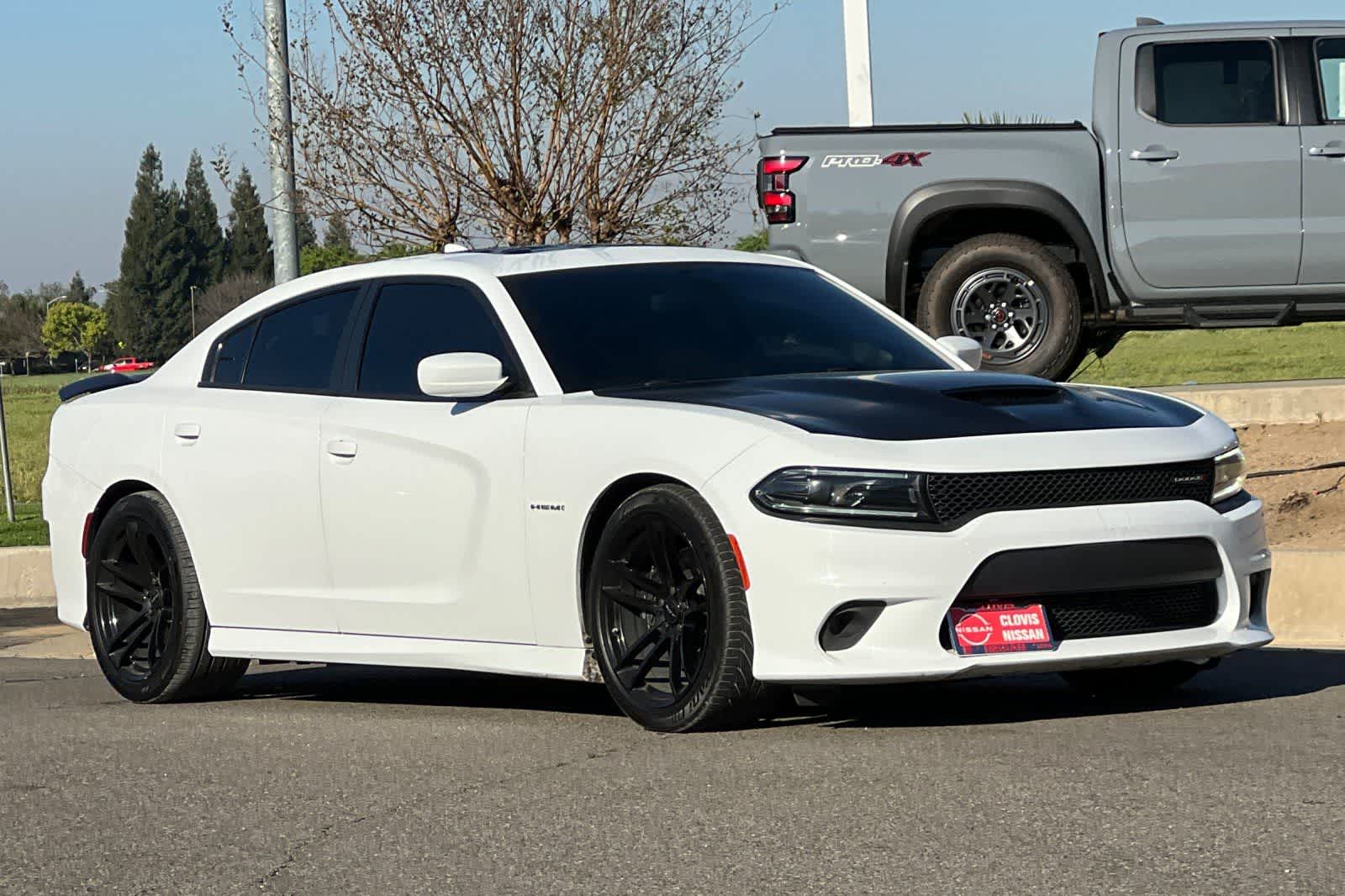 Thumbnail: 2022 Dodge Charger - 10