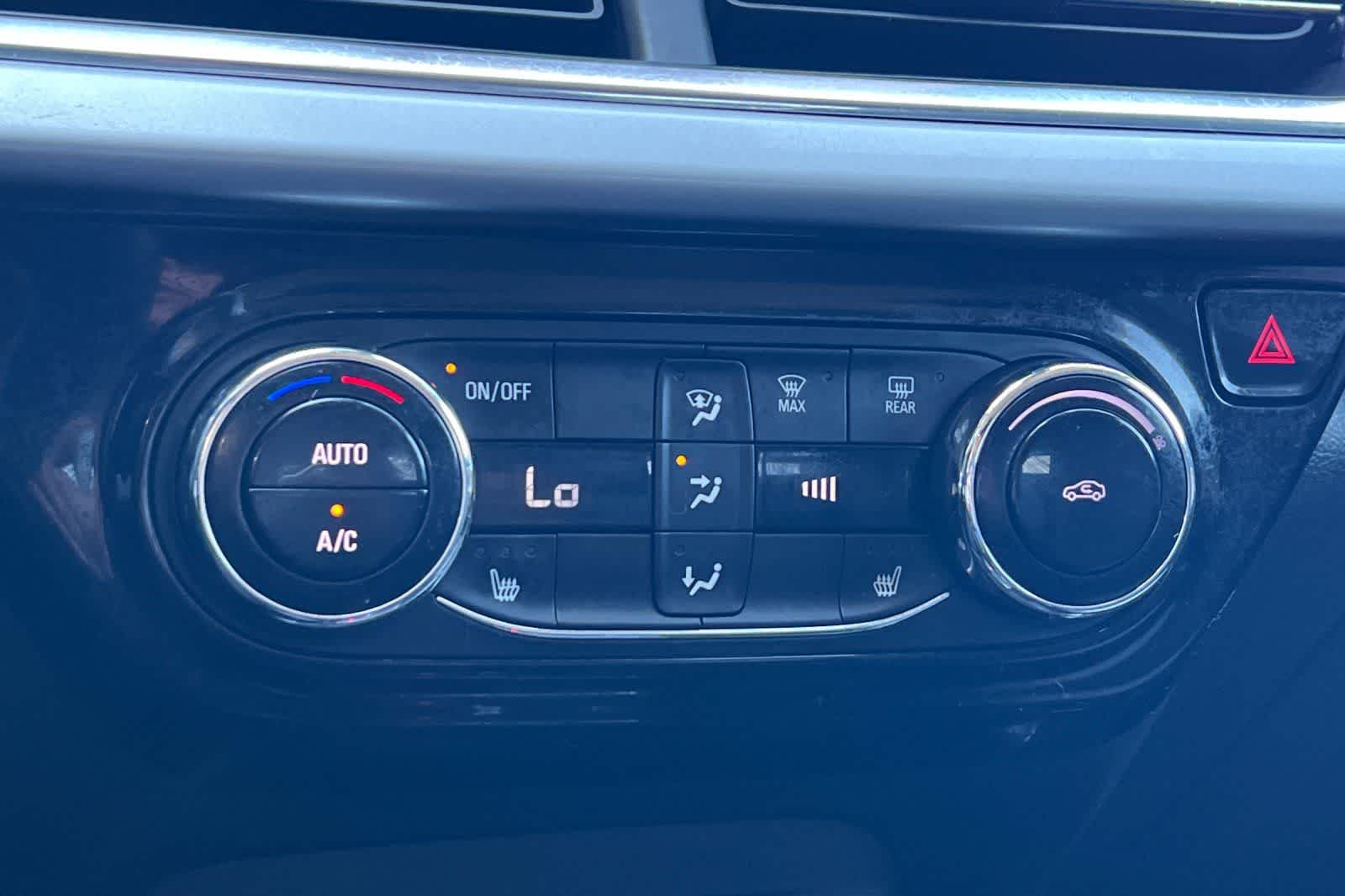 Thumbnail: 2024 Chevrolet Trax - 24