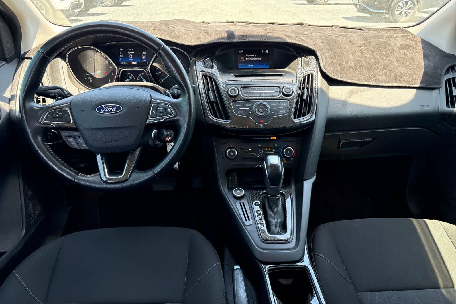 Thumbnail: 2015 Ford Focus - 4