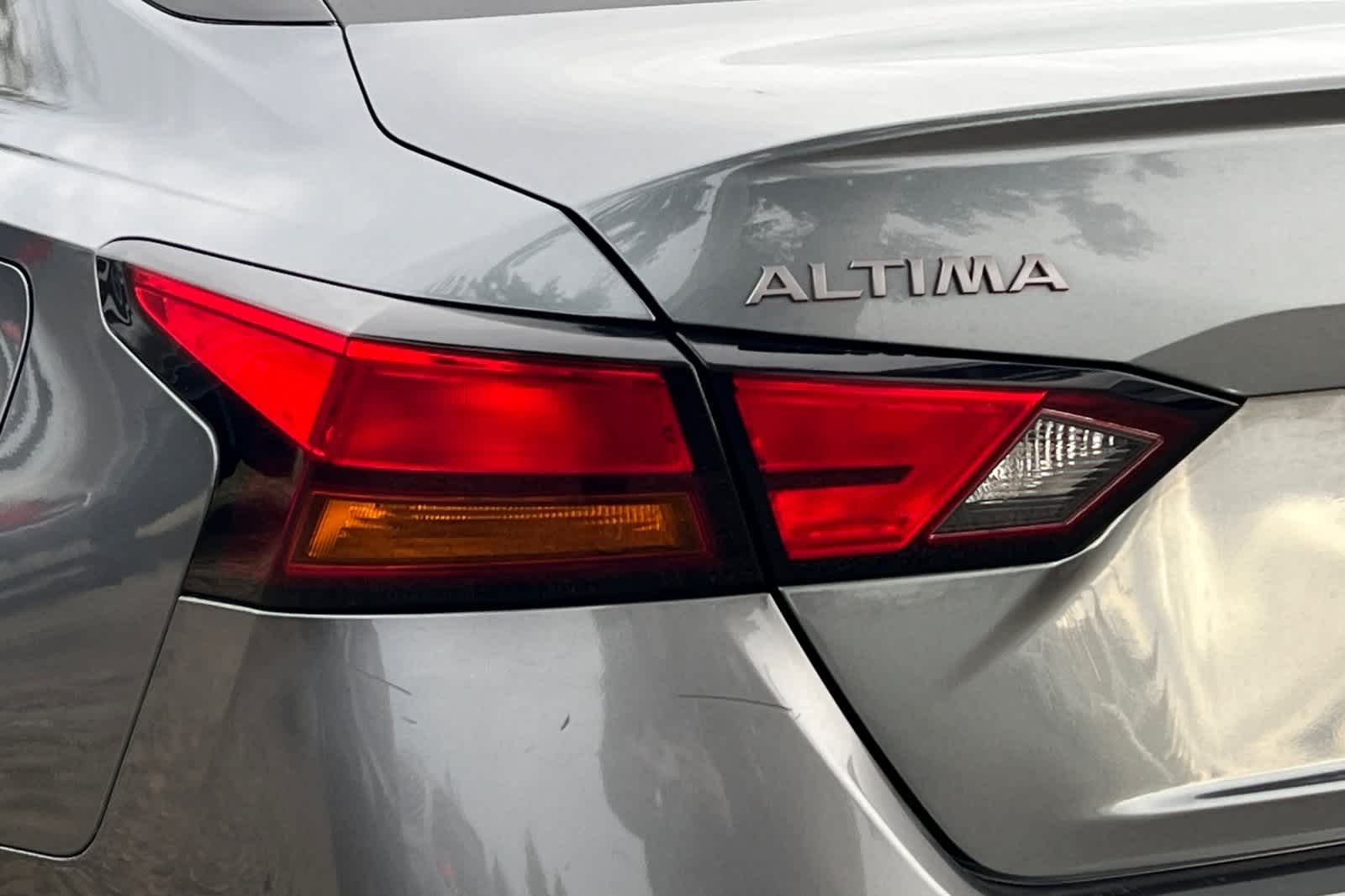 Thumbnail: 2023 Nissan Altima - 17