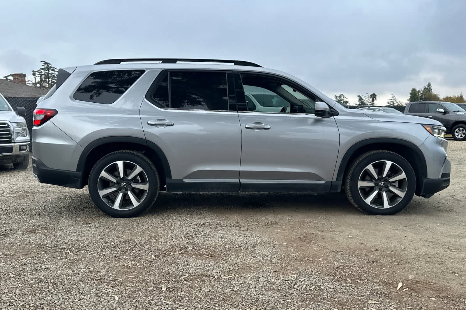 Thumbnail: 2024 Honda Pilot - 9