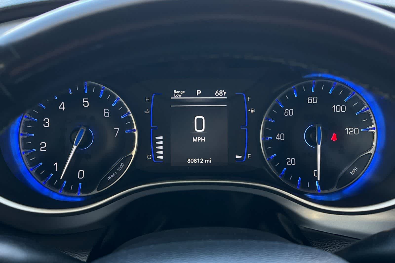Thumbnail: 2020 Chrysler Pacifica - 31