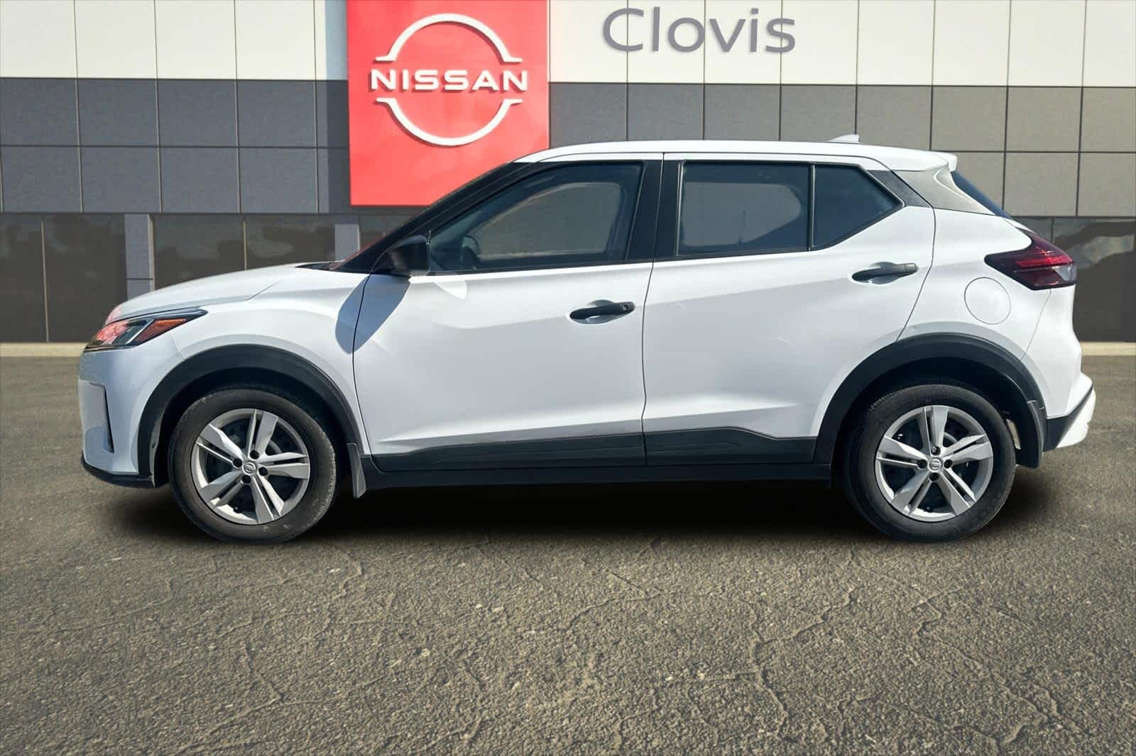 2023 Nissan Kicks S 6