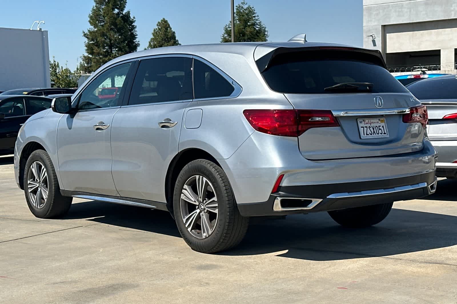Thumbnail: 2017 Acura MDX - 7