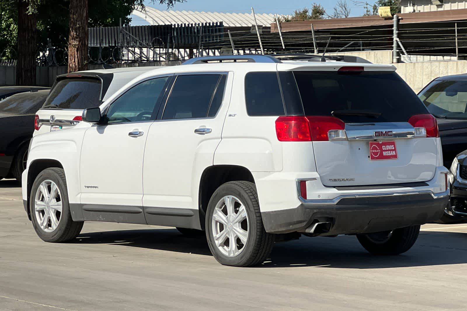 Thumbnail: 2017 GMC Terrain - 7