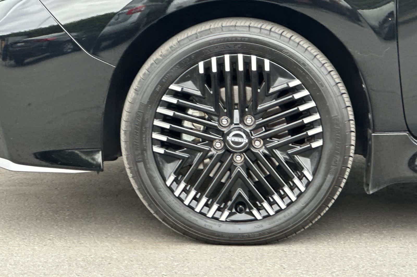 Thumbnail: 2023 Nissan Leaf - 29