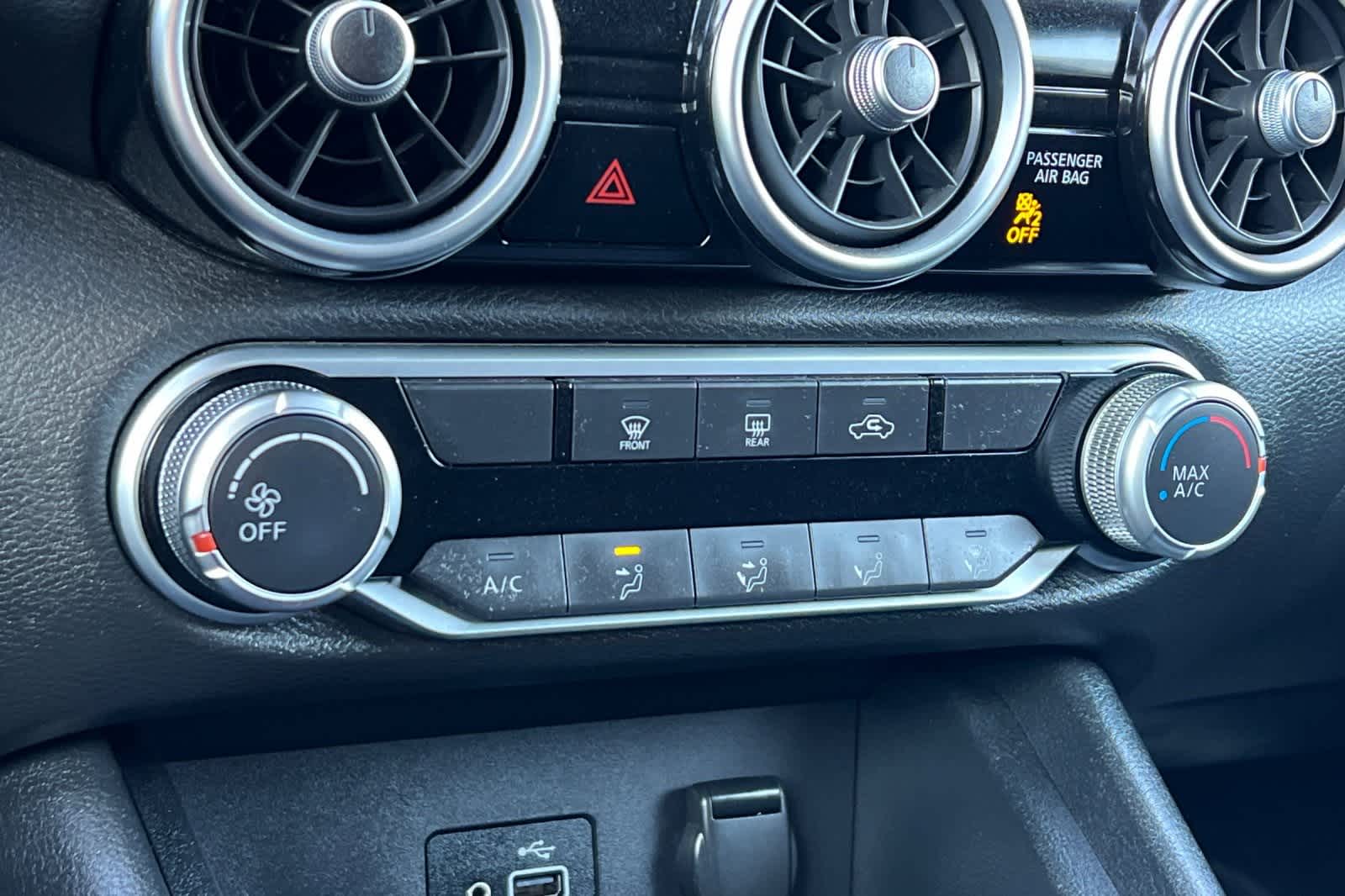 Thumbnail: 2023 Nissan Sentra - 22